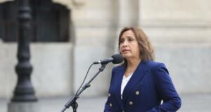 Dina Boluarte desiste de su viaje a los Estados Unidos