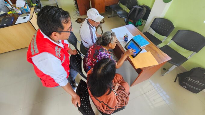 Pensión 65 recibe certificaciones de buenas prácticas en gestión pública