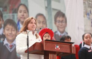 Dina Boluarte niega uso del vehículo presidencial para fuga de Vladimir Cerrón