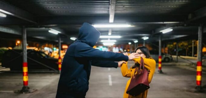 Colegiado condena a 20 años de prisión a sujeto por haber estrangulado a su pareja