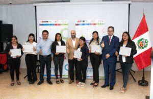 Sineace participa en ceremonia de entrega de certificación de competencias a cuidadoras comunales de “Cuna Más”
