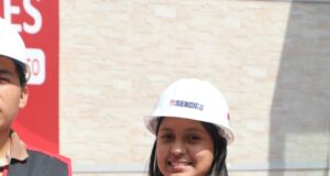 Mujeres luchadoras ingresan a trabajar en construcción civil