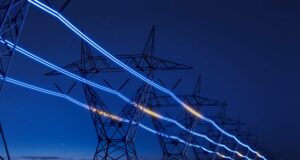 Redes de alta capacidad: claves para maximizar la entrega de contenidos en plataformas de streaming y gaming en Latinoamérica