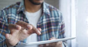 Aumenta la demanda de perfiles digitales en 2024