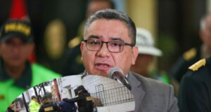 Ministro Santiváñez anuncia equipoespecial para luchar contra la extorsión