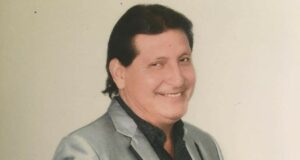 Carlos Palomino “Rey de la cumbia costeña”,celebra 45 años en los escenarios