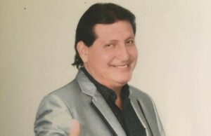 Carlos Palomino “Rey de la cumbia costeña”,celebra 45 años en los escenarios