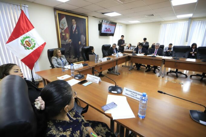 Comisión de Transportes otorga 45 días al Ministro del Interior en resultados de lucha contra extorsiones a buses