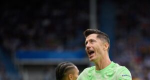 Barcelona sigue imparable en la punta de la Liga de España al golear a Alavés 3-0