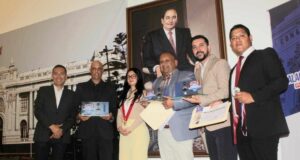 Congreso de la República ofreció reconocimiento a equipo peruano de Motos Acuáticas
