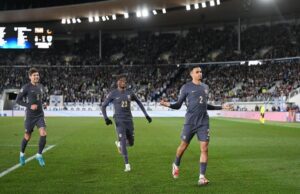 Inglaterra ganó a Finlandia 3-1 y recuperó el paso en la Nations League