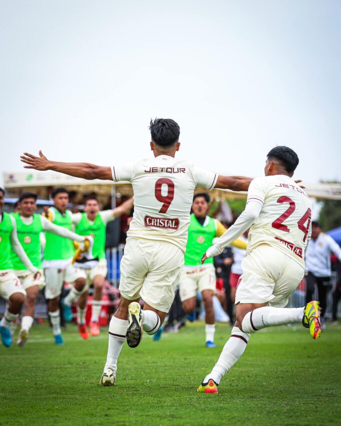 Universitario volvió a vencer a Alianza Lima por 2-0 y jugará la final de Reservas ante Melgar