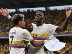 Colombia hundió más a Chile en el fondo al golearlo 4-0 en Barranquilla