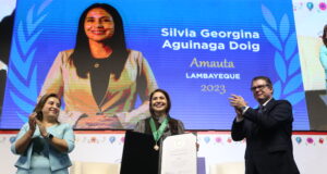 Gobierno revalora labor docente con la entrega de palmas magisteriales