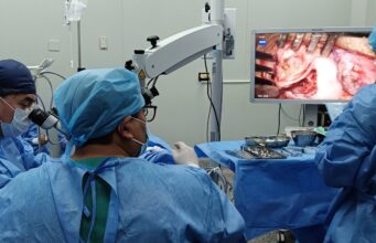 INSN: 30 niños oirán por primera vez con la colocación de implantes cocleares