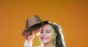 Haydee Raymundo festeja cumpleaños por partida doble