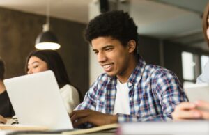 Feria Educativa en Lima abre puertas a peruanos interesados en estudiar en Australia