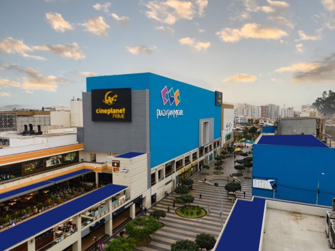 Gran concierto de aniversario: Plaza San Miguel celebra su 48° aniversario con música, luces y premios