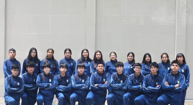 Promoción de colegio la rompió en examen de San Marcos