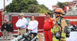 Bomberos terminan heridos tras usar equipos entregados por Dina Boluarte(VIDEO)