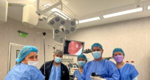 Realizan primera operación de cambio de botón de gastrostomía en el hospital PNP “Luis N. Sáenz”