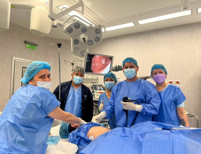 Realizan primera operación de cambio de botón de gastrostomía en el hospital PNP “Luis N. Sáenz”