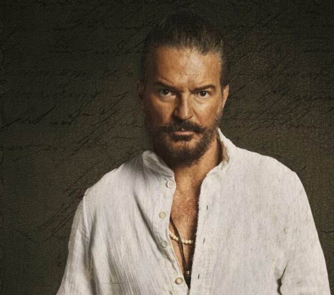 Ricardo Arjona: Vuelve y revela la portada de su álbum “SECO”