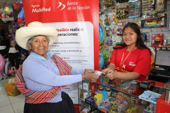 Pensión 65 logra que los adultos mayores cobren de manera sencilla, rápida y fácil con herramienta financiera