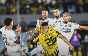 Botafogo finalista de la Libertadores, pese a perder ante Peñarol 3-1 (global 6-3) y jugará ante Mineiro