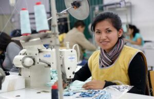 Aumento del sueldo mínimo solo sería de 105 soles, es decir subiría apenas a S/1.130