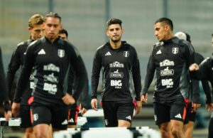Jorge Fossati ya tiene listo el once de Perú para jugar ante Uruguay mañana en el Nacional