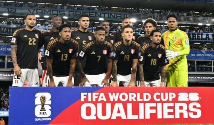 Perú bajó dos puestos en ranking de la Fifa tras última fecha doble del año 2024