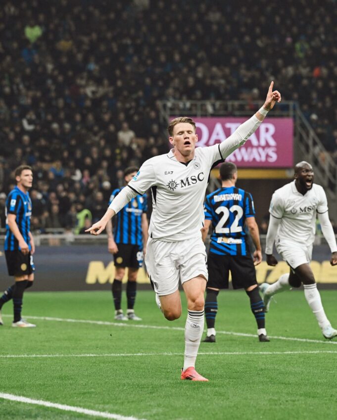 Líder del Calcio Nápoli sacó valioso empate de visita ante el Inter de Milán 1-1