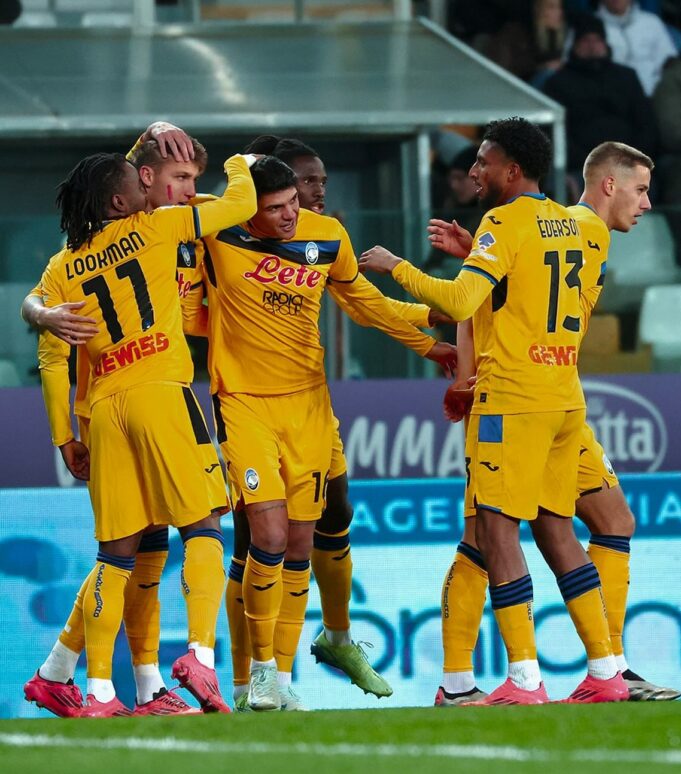 Atalanta llegó a la punta del Calcio Italiano tras derrotar al Parma de visitante 3-1