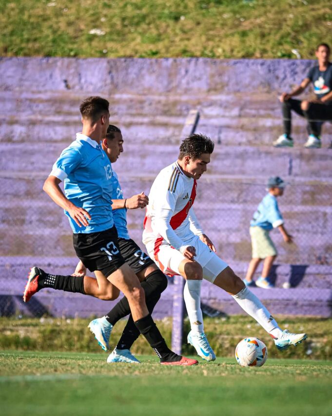 Sub 20 de Perú igualó con Uruguay 0-0 en Montevideo y ahora jugará dos amistosos en Chile