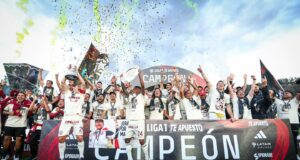 Universitario se proclamó Bicampeón Nacional en el Año de su Centenario
