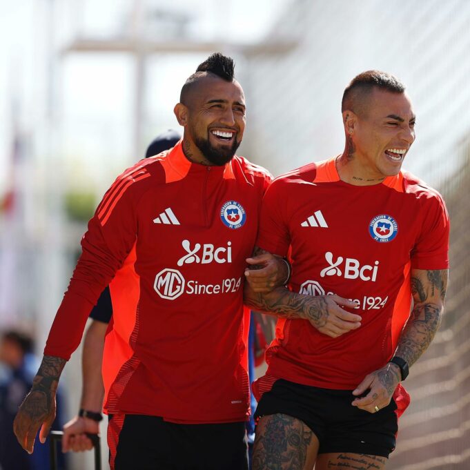 Arturo Vidal calienta la previa del «Clásico del Pacífico» al decir que «Ante Perú será una guerra»
