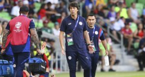 Daniel Garnero y Pablo Peirano son otras opciones como técnicos en Alianza Lima