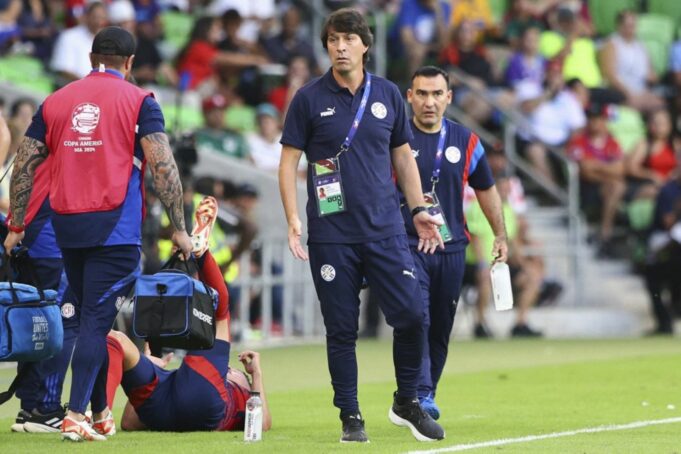 Daniel Garnero y Pablo Peirano son otras opciones como técnicos en Alianza Lima