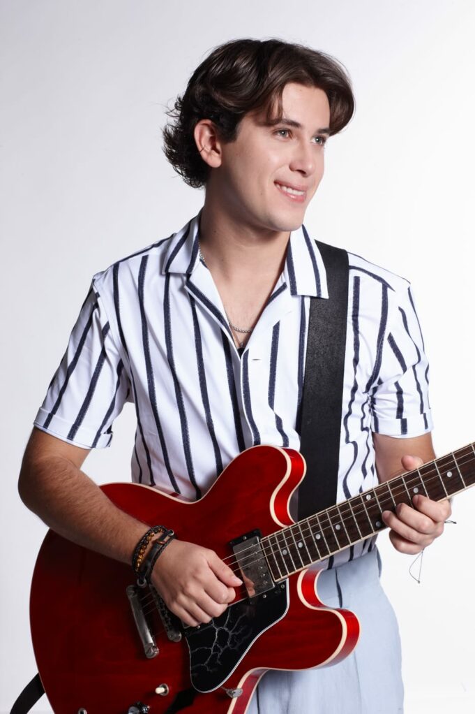 Alejandro Aramburú lanza su quinto sencillo «¿Quién es ella?»(VIDEO)