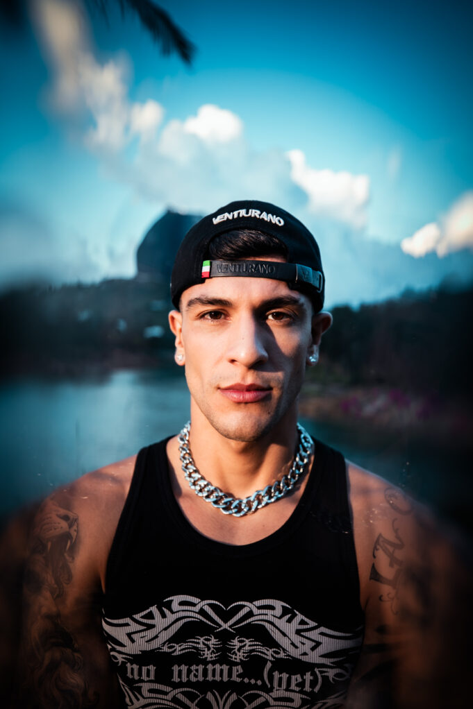 Emil lanzó su nuevo éxito «Te prefiero»: «Es una canción que revolucionará el mercado musical»