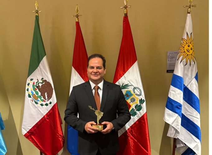 Fundación internacional ‘Inclusocial’, reconoce al distrito de Chorrillos por su trabajo social en beneficio de más de 2 mil mujeres