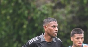 Jorge Fossati ya bosqueja la posible oncena de la Selección de Perú ante Chile