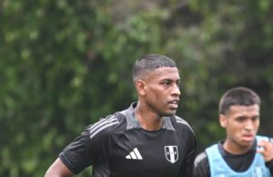 Jorge Fossati ya bosqueja la posible oncena de la Selección de Perú ante Chile