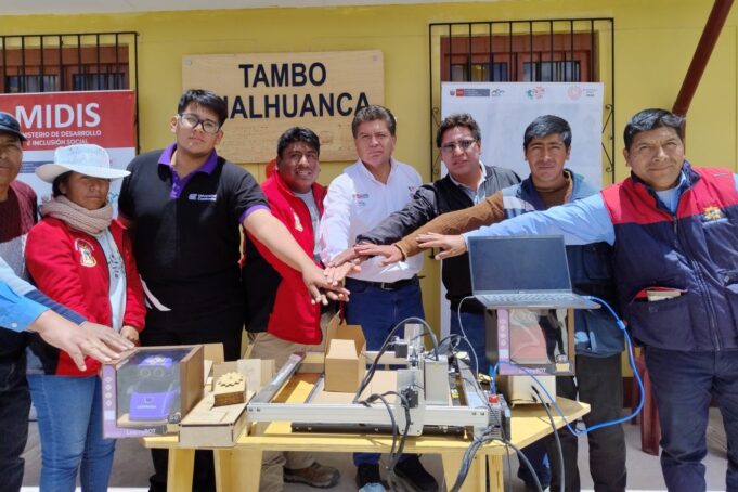 Jóvenes y escolares aprenderán fabricación digital y robótica en Tambos Tecnológicos en Arequipa