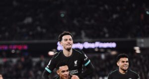 Liverpool goleó al West Ham 5-0 y se afianza como líder en la Premier League