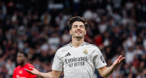 Real Madrid goleó al Sevilla 4-2 y es escolta del Atlético de Madrid en Liga de España