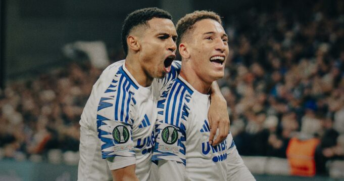 Copenhague con López clasificaron al Repechaje de la Conference League tras vencer al Hearts de Escocia 2-0