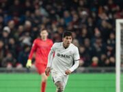 Nápoles pasó a la punta del Calcio Italiano al vencer a Génova 2-1 de visitante