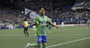 Raúl Ruidíaz no asegura que retornará a jugar por Universitario en el 2025